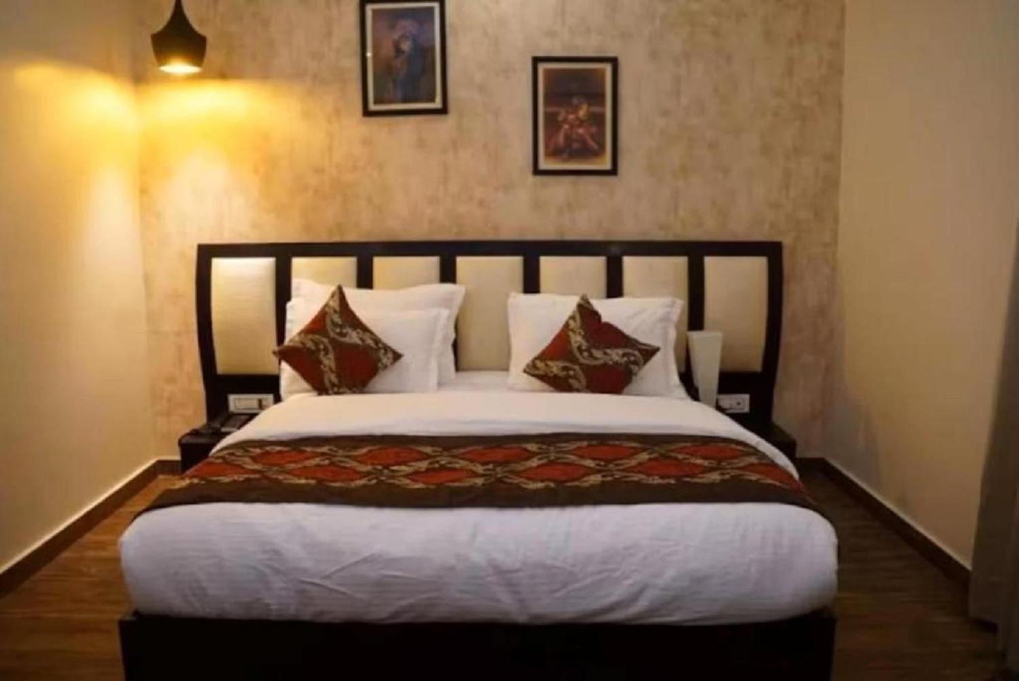 Hotel Suncity & Restaurant Hisār Eksteriør bilde